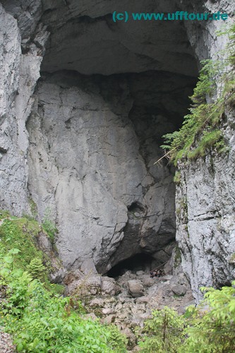 Riesiges Höhlentor der Cetatile Ponorului