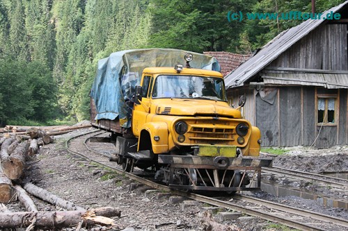 Wassertalbahn - Seltsames Gefährt