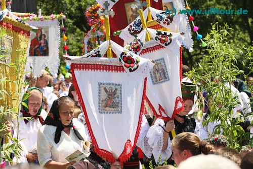 Prozession in Gurda Bardiu