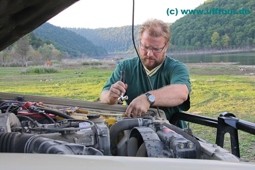 Arbeit am Toyo - Sch...-Elektronik