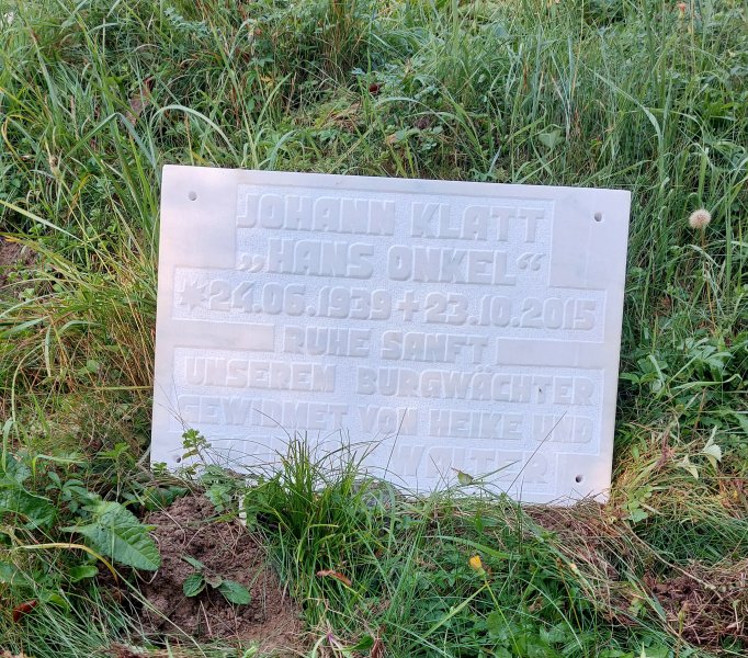 Grabplatte Johann Klatt "Hans Onkel"
