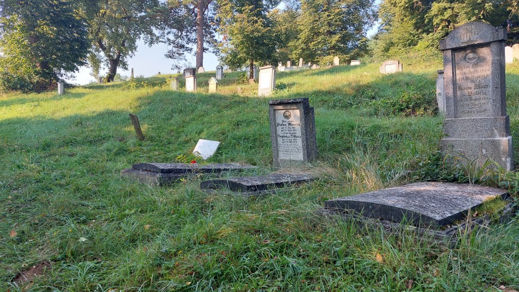 Friedhof in Hetzeldorf